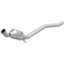 Load image into Gallery viewer, Magnaflow Conv DF 2006-2011 R350 3.5 L Underbody
