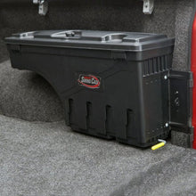 Load image into Gallery viewer, UnderCover 2022 Nissan Frontier Ext/Crew All Beds Passenger Side Swing Case - Black Smooth
