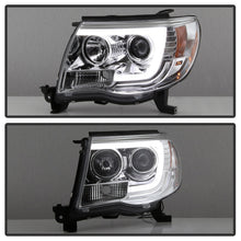 Load image into Gallery viewer, Spyder Toyota Tacoma 05-11 Projector Headlights - Light Bar DRL - Chrome PRO-YD-TT05V2-LB-C
