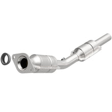 Load image into Gallery viewer, MagnaFlow Conv DF 03-04 Pontiac Vibe 1.8L
