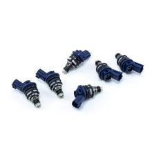 Load image into Gallery viewer, DeatschWerks 96-99 Nissan I30 VQ30 / RB25DET / Maxima VQ30de / 300zx 950cc Side Feed Injectors
