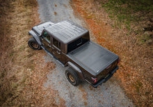 Load image into Gallery viewer, UnderCover 20-21 Jeep Gladiator 5ft Armor Flex Bed Cover
