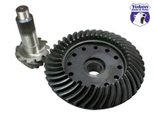 Load image into Gallery viewer, Yukon Gear High Performance Gear Set For Dana S135 in a 4.88 Ratio
