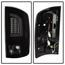 Load image into Gallery viewer, Spyder 02-06 Dodge Ram 1500 V3 Light Bar LED Tail Light - Blk Smoke (ALT-YD-DRAM02V3-LBLED-BSM)
