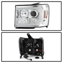 Load image into Gallery viewer, Spyder GMC Sierra 1500/2500/3500 07-13 V2 Projector Headlights - Chrome PRO-YD-GS07V2-LBDRL-C

