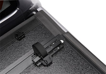 Load image into Gallery viewer, UnderCover 16-18 Toyota Tacoma 5ft Flex Bed Cover
