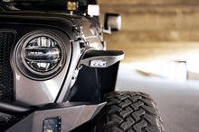 Load image into Gallery viewer, DV8 Offroad 18-23 Jeep Wrangler JL Slim Fender Flares
