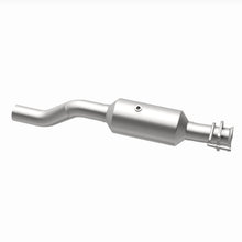 Load image into Gallery viewer, MagnaFlow 20-22 Ford F-350 Super Duty V8 7.3L Rear Underbody Direct Fit Catalytic Converter
