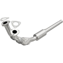 Load image into Gallery viewer, MagnaFlow Conv DF 99-04 VW Golf 2.8L GTI/04-05 Golf 2.8L VR6/99-02 Jetta 2.8L 12 Valve (AFP/GLS/GLX)
