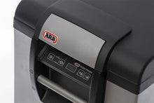 Load image into Gallery viewer, ARB Fridge 82 Quart Classic Series Plug B Usa Spec
