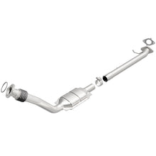 Load image into Gallery viewer, MagnaFlow Conv DF 02-03 GM Van 3.4L FWD
