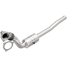 Load image into Gallery viewer, Magnaflow Conv DF 01-04 Volvo C70 2.3L
