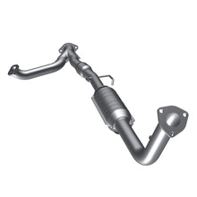 Load image into Gallery viewer, MagnaFlow Conv DF 96-97 3.2L Passport D/S A/T
