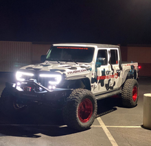Load image into Gallery viewer, Oracle VECTOR Series Full LED Grille - Jeep Wrangler JL/JT - NA
