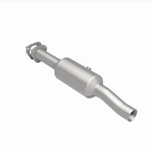 Load image into Gallery viewer, MagnaFlow 16-19 Ford E-450 Super Duty Base V10 6.8L Underbody Direct-Fit Catalytic Converter
