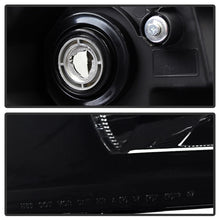 Load image into Gallery viewer, Xtune Chevy Silverado 07-13 Crystal Headlights Black Smoked HD-JH-CS07-AM-BSM
