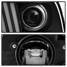 Load image into Gallery viewer, Spyder Ford Mustang 05-08 V2 High-Power LED Headlights - Black PRO-YD-FM05AP-BK
