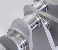 Load image into Gallery viewer, Eagle Chrysler RB 4340 Crank 4.5in Stroke 2.2in Rod Pin 8 Bolt Flange
