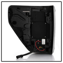 Load image into Gallery viewer, Spyder 21-23 Ford F150 (Factory Halogent) Light Bar LED Tail Lights - Black (ALT-YD-FF15021HAL-BK)
