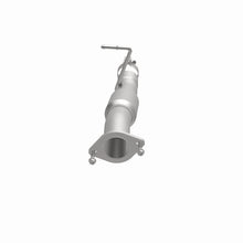 Load image into Gallery viewer, Magnaflow Conv DF 2001-2006 Chevrolet Silverado 3500
