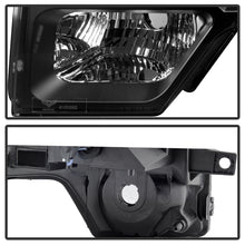 Load image into Gallery viewer, Xtune Ford F150 09-14 Projector Headlights Halogen Model Only LED Halo Black PRO-JH-FF15009-CFB-BK
