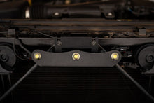 Load image into Gallery viewer, DV8 Offroad 2020+ Jeep JT Grill Amber Marker Lights
