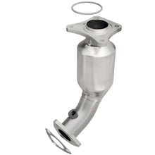 Load image into Gallery viewer, MagnaFlow Conv DF Nissan 04-05 Maxima Manifold/2006 Altima Manifold/04-09 Quest 3.5L Rear
