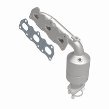 Load image into Gallery viewer, Magnaflow Conv DF 04-08 Grand Vitara V6 2.7L PS
