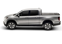 Load image into Gallery viewer, UnderCover 17-20 Honda Ridgeline 5ft Flex Bed Cover
