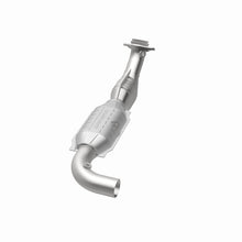 Load image into Gallery viewer, MagnaFlow Conv DF 97-98 Ford Trucks 4.6L
