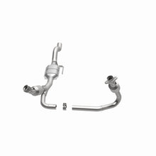 Load image into Gallery viewer, MagnaFlow Conv DF 01 Dakota 3.9L 4wd OEM

