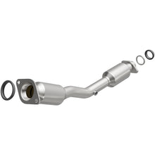 Load image into Gallery viewer, Magnaflow Conv DF 2009-2013 Cube 1.8 L Underbody
