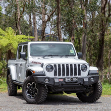 Load image into Gallery viewer, ARB 87-96 Jeep Wrangler YJ/ 97-06 Jeep Wrangler TJ Multi-fit Winch Bumper
