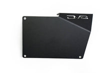 Load image into Gallery viewer, DV8 Offroad 21-22 Ford Bronco Factory Front Bumper License Relocation Bracket - Side
