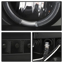 Load image into Gallery viewer, Spyder Signature Toyota Tundra 07-13 / Sequoia 08-13 Projector Headlights - (PRO-YD-TTU07-HL-BKV2)

