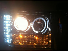 Load image into Gallery viewer, Spyder GMC Sierra 1500/2500/3500 07-13 Projector Headlights LED Halo- LED Chrome PRO-YD-GS07-HL-C
