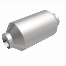 Load image into Gallery viewer, MagnaFlow GM 3500/4500 HD 6.0L 3in Universal Converter

