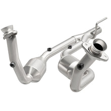 Load image into Gallery viewer, MagnaFlow Conv DF 04 Jeep Grand Cherokee 4.7L
