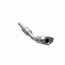Load image into Gallery viewer, MagnaFlow Conv DF 03-04 Pontiac Vibe 1.8L
