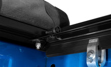 Load image into Gallery viewer, Lund 19-23 Ford Ranger (5ft Bed) Genesis Elite Roll Up Tonneau Cover - Black
