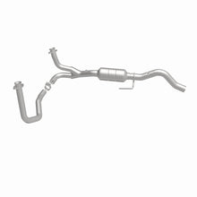 Load image into Gallery viewer, MagnaFlow Converter Direct Fit California Grade 00-01 Dodge Durango 5.9L
