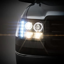 Load image into Gallery viewer, Spyder GMC Sierra 1500/GMC Sierra Denali 08-13 Projector LED Halo- LED Blk PRO-YD-GS07-HL-BK
