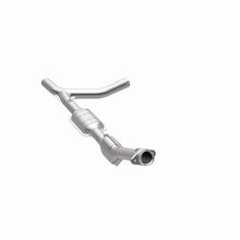 Load image into Gallery viewer, MagnaFlow Conv DF 00-04 Ford E150 4.6L Passenger Side
