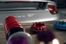 Load image into Gallery viewer, KW 04-05 Porsche Carrera GT Special Edition HLS4 V5 Coilover Kit w/ Red &amp; Blue Springs
