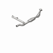 Load image into Gallery viewer, MagnaFlow Conv DF 99-00 Ford F-150 4.6L
