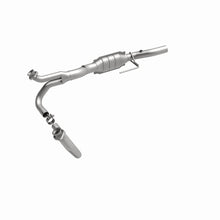 Load image into Gallery viewer, MagnaFlow Conv DF 00-01 Dodge Ram 3500 Van
