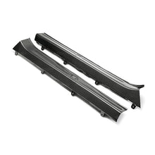 Load image into Gallery viewer, Seibon 09-10 Nissan GTR R35 OEM Style Carbon Fiber Door Sills (Pair)
