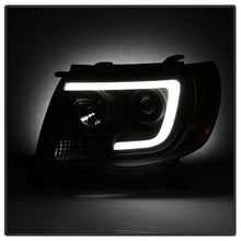 Load image into Gallery viewer, Spyder Toyota Tacoma 05-11 Projector Headlights - Light Bar DRL - Black PRO-YD-TT05V2-LB-BK
