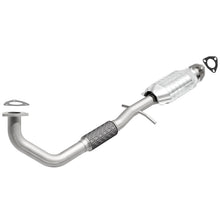 Load image into Gallery viewer, MagnaFlow Conv DF 2001 Saturn S Series 1.9L

