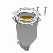 Load image into Gallery viewer, MagnaFlow Conv Direct Fit OEM 04-06 Nissan Altima 3.5L Close Coupled
